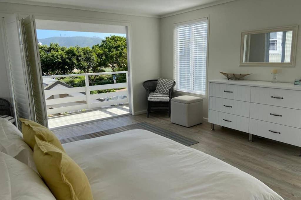 Summit Song - Thesen Island Villa Knysna Bagian luar foto