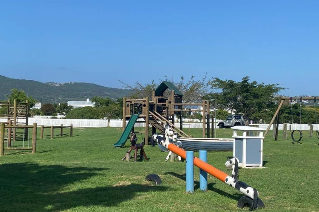 Summit Song - Thesen Island Villa Knysna Bagian luar foto