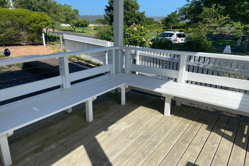 Summit Song - Thesen Island Villa Knysna Bagian luar foto