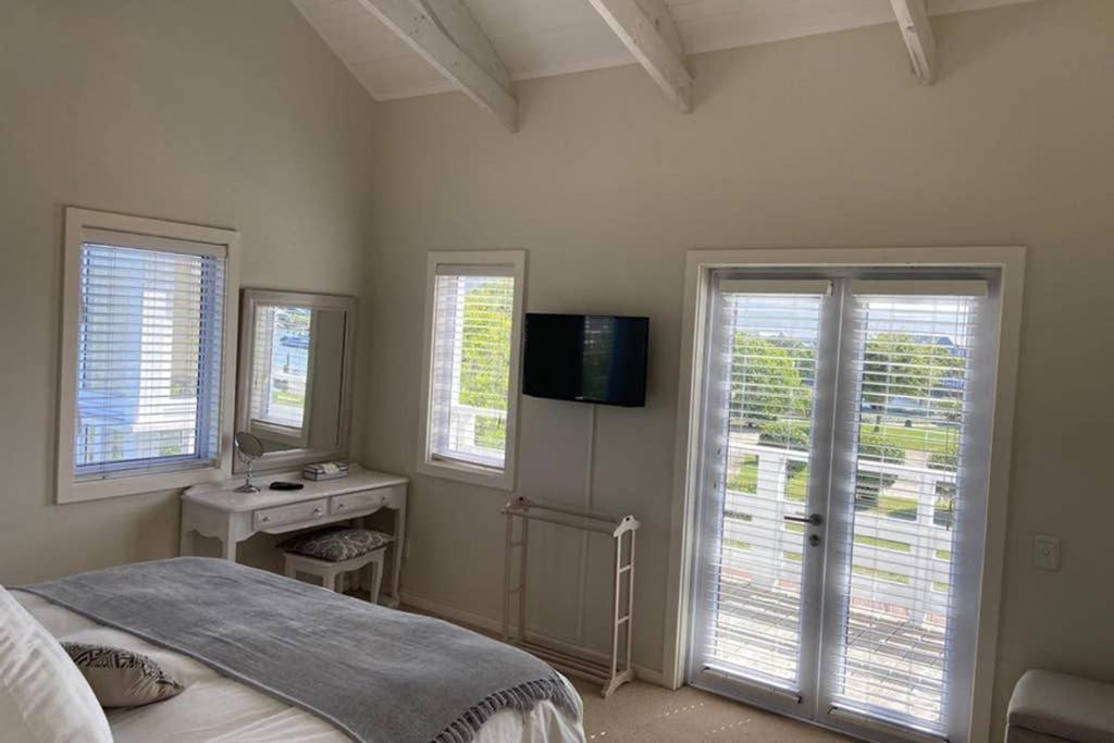 Summit Song - Thesen Island Villa Knysna Bagian luar foto